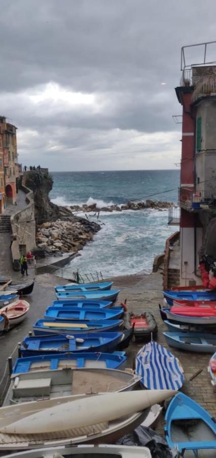 Cast Away Riomaggiore Exterior foto